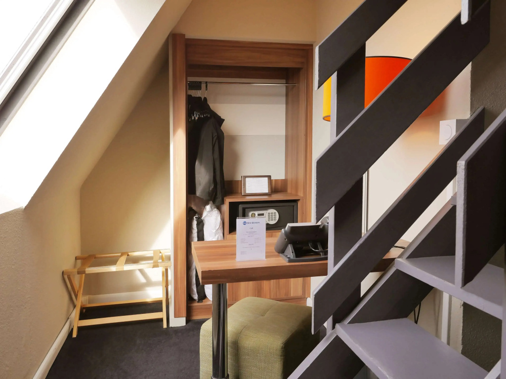 Standard Double room (full double bed)