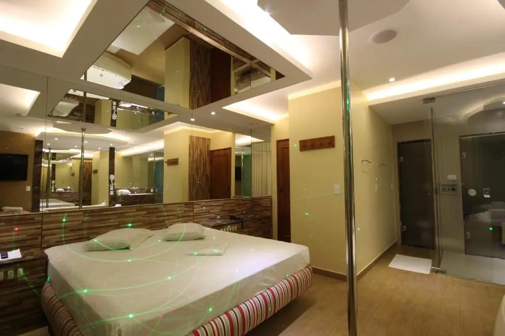 Luxury Suite