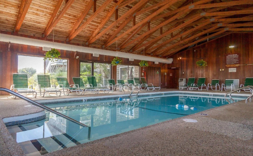 Riviera Beach Resort - 5
