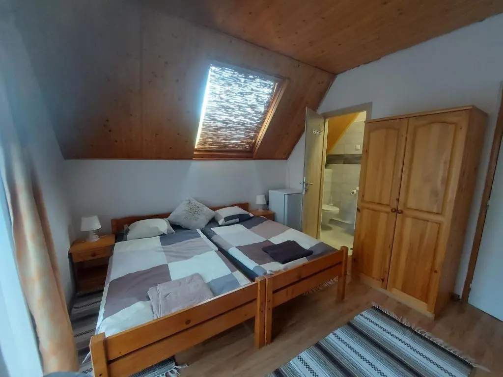 Standard Double room with garden view (twin beds)