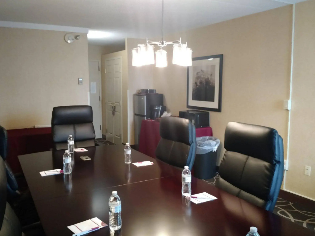 Crowne Plaza Newark Airport by IHG - Général