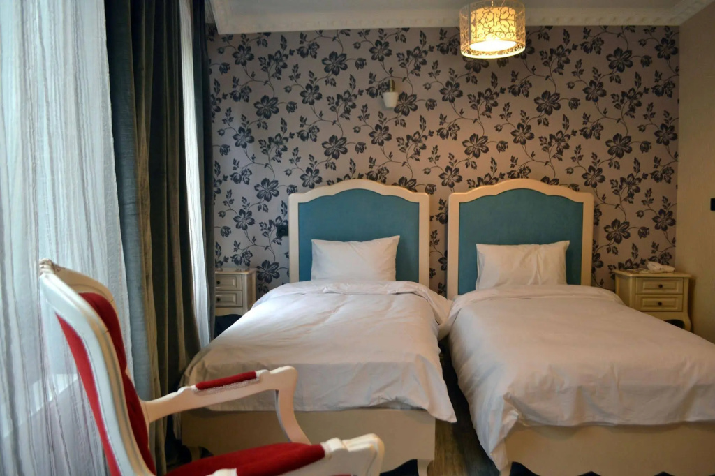 Balcony & Terrace