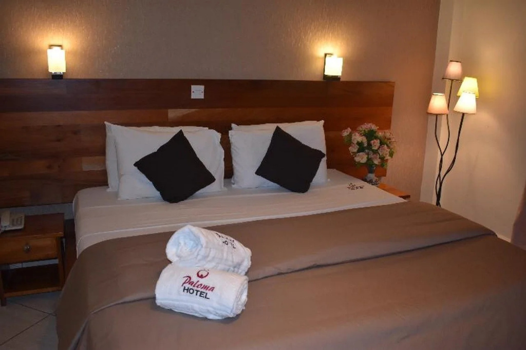 Central Hotel( Osu) - Général