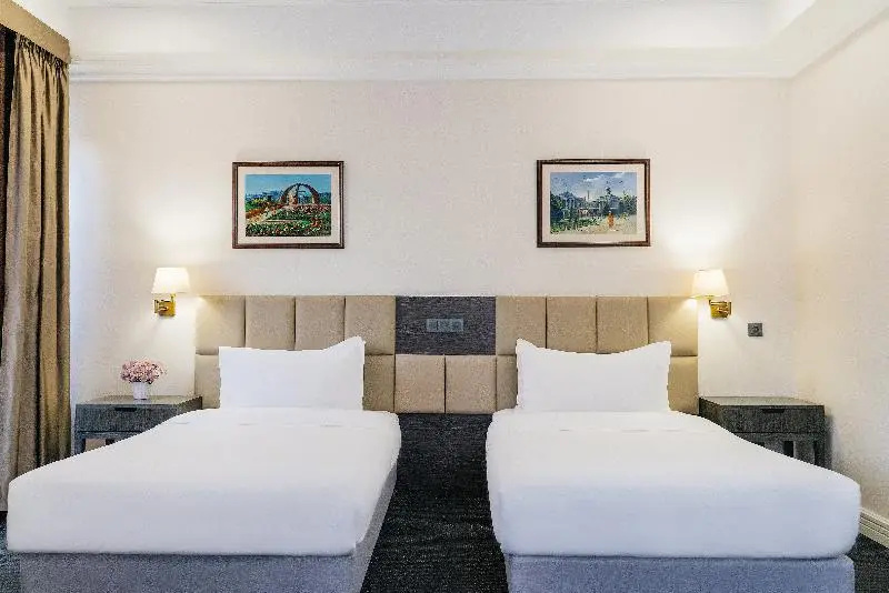 Ambassador Hotel - Chambres