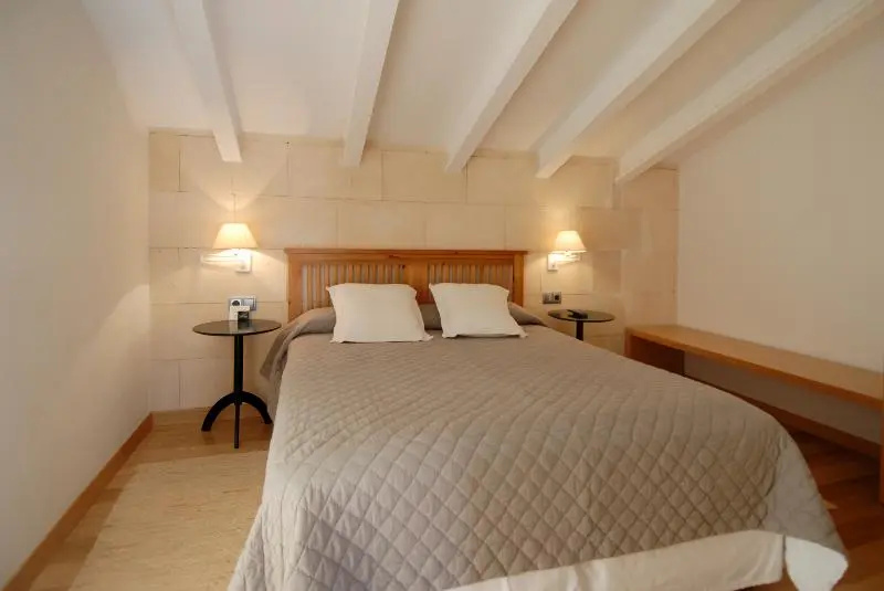 Binissaida Boutique Hotel - Chambres
