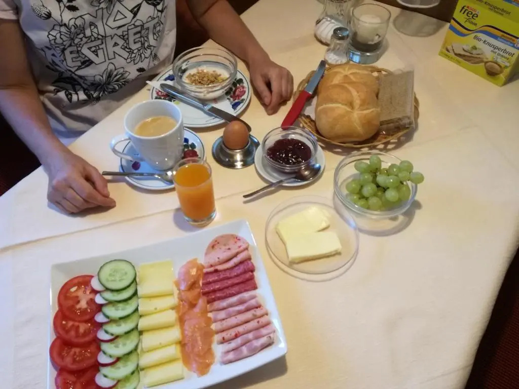 Gstehaus Holaus - Chambres