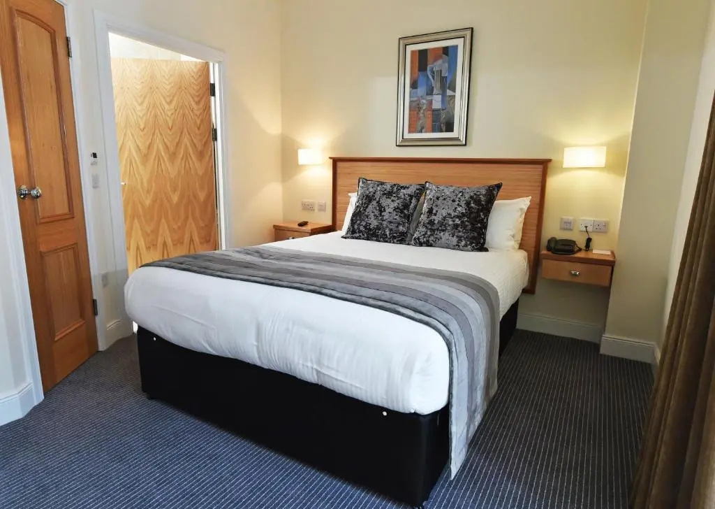 Royal Athenaeum Suites - Chambres