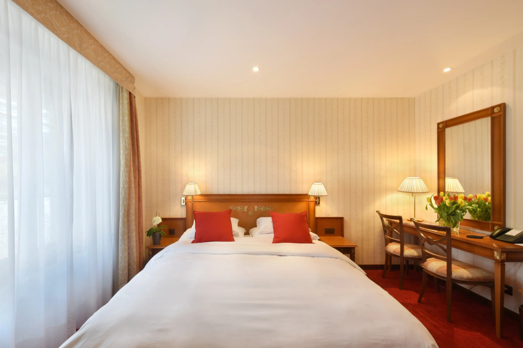 Golf Hotel Rene Capt - Général