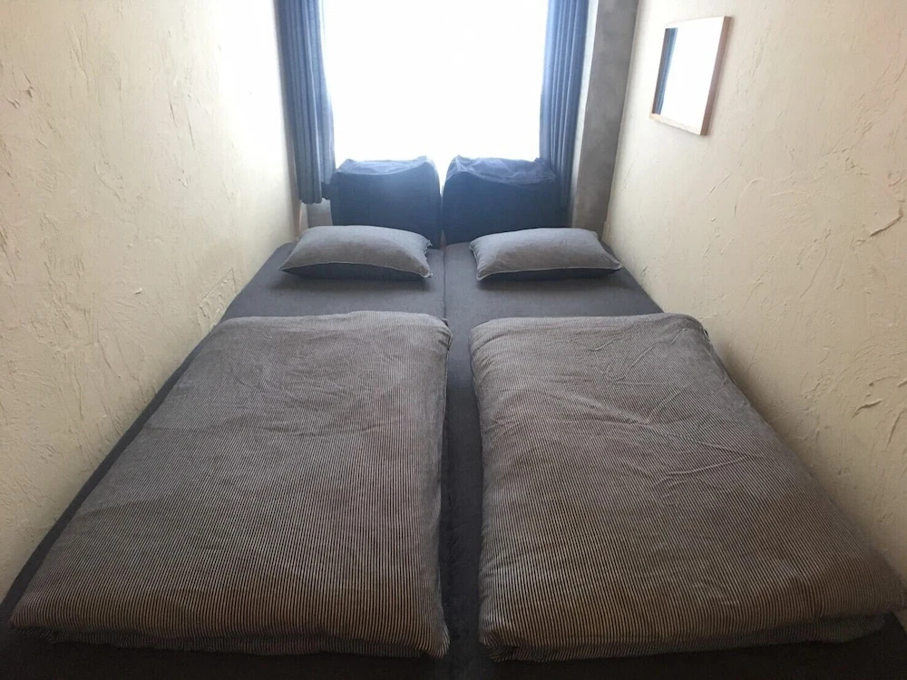 GOLDEN MILE Hostel - фото 4