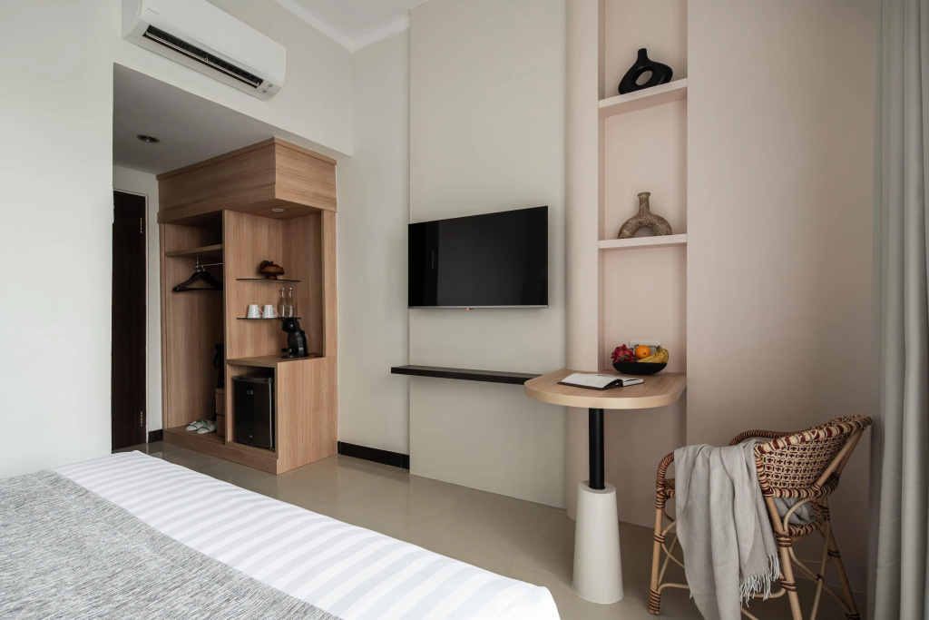 Standard Double room (full double bed)