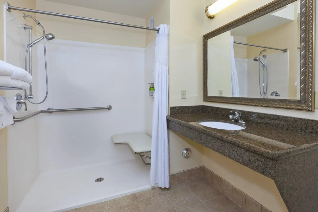 Staybridge Suites Lansing - Okemos by IHG - Chambres