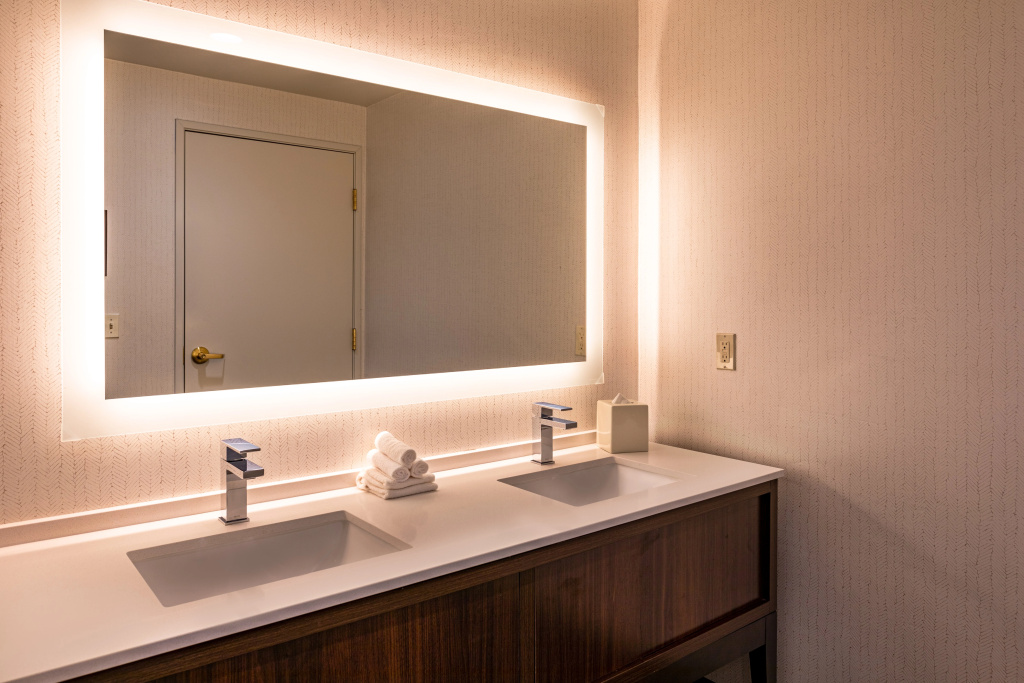 Holiday Inn & Suites Oakland Airport by IHG - Général