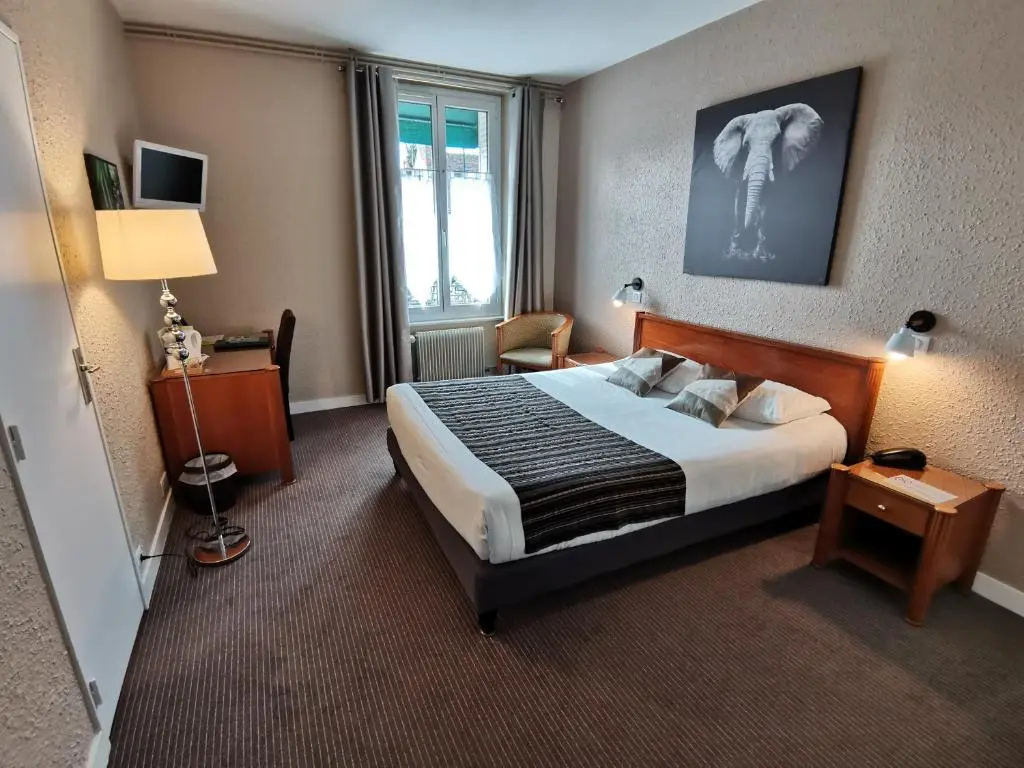 Standard Double room (full double bed)