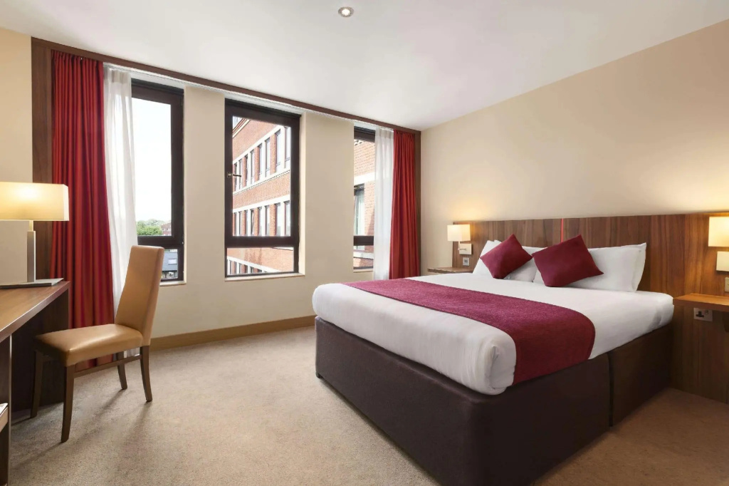 Ramada by Wyndham Hounslow - Heathrow East - Chambres