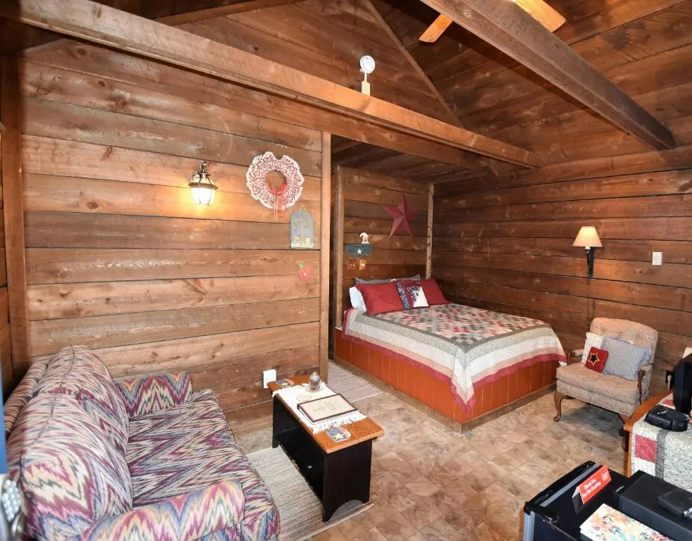 Standard Double room with garden view (full double bed)