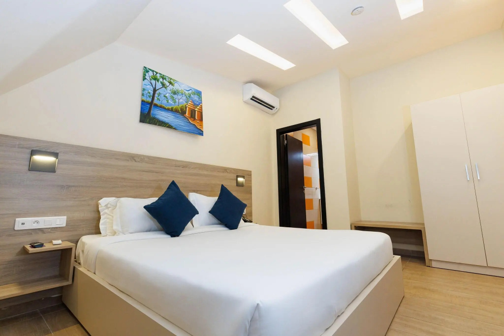 Silver Moon Hotel — 3