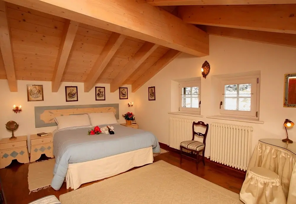 4 Bedrooms Family Apartment