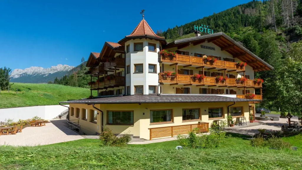 Hotel photo 23