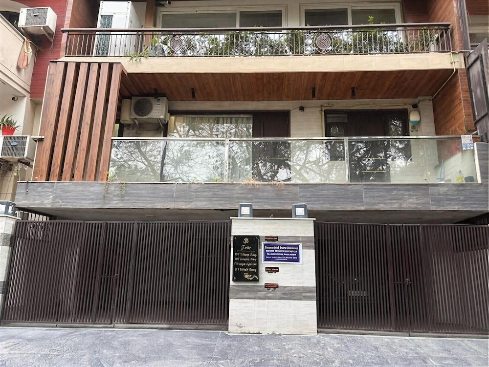 Fortune Home Service Apartment 3BHK J-130