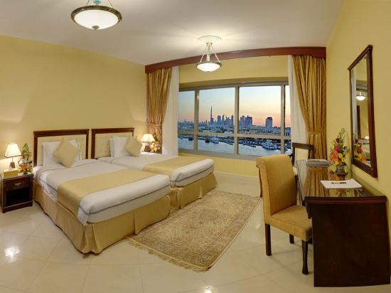 Deira Suites Deluxe Hotel Suites