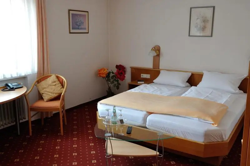 Bold´S Hotel-Restaurant "Zum Grünen Kranz" - Général