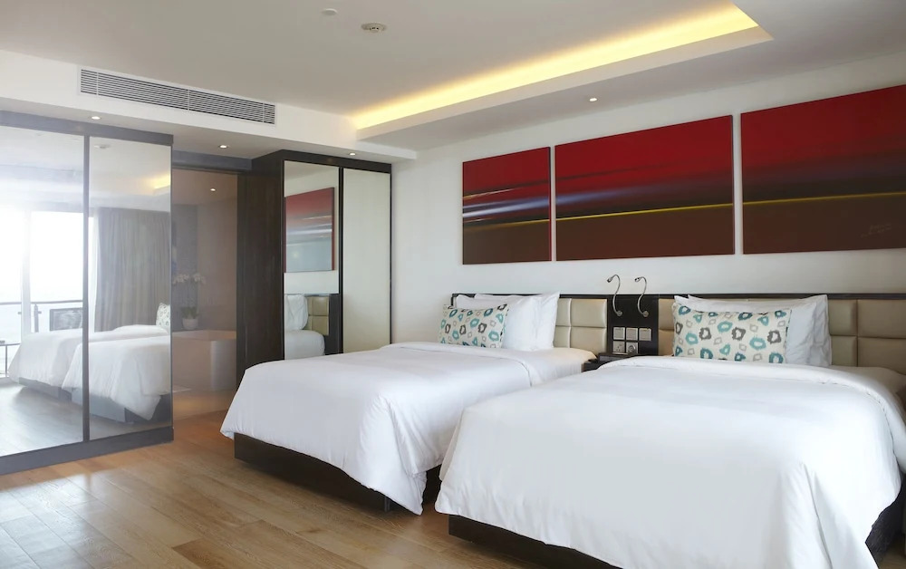 Double-Six Luxury Hotel Seminyak