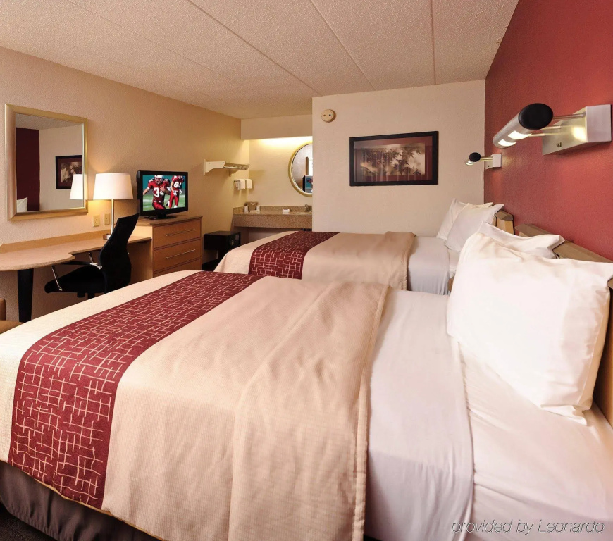 Red Roof Inn Utica - фото 19