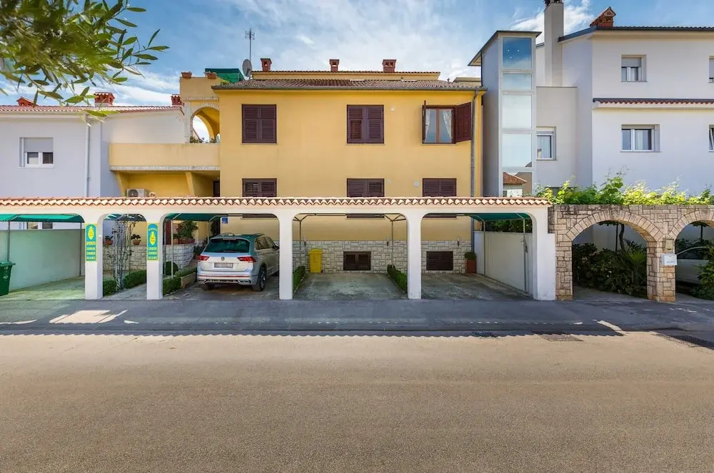 Apartment in Fazana Near the Beach