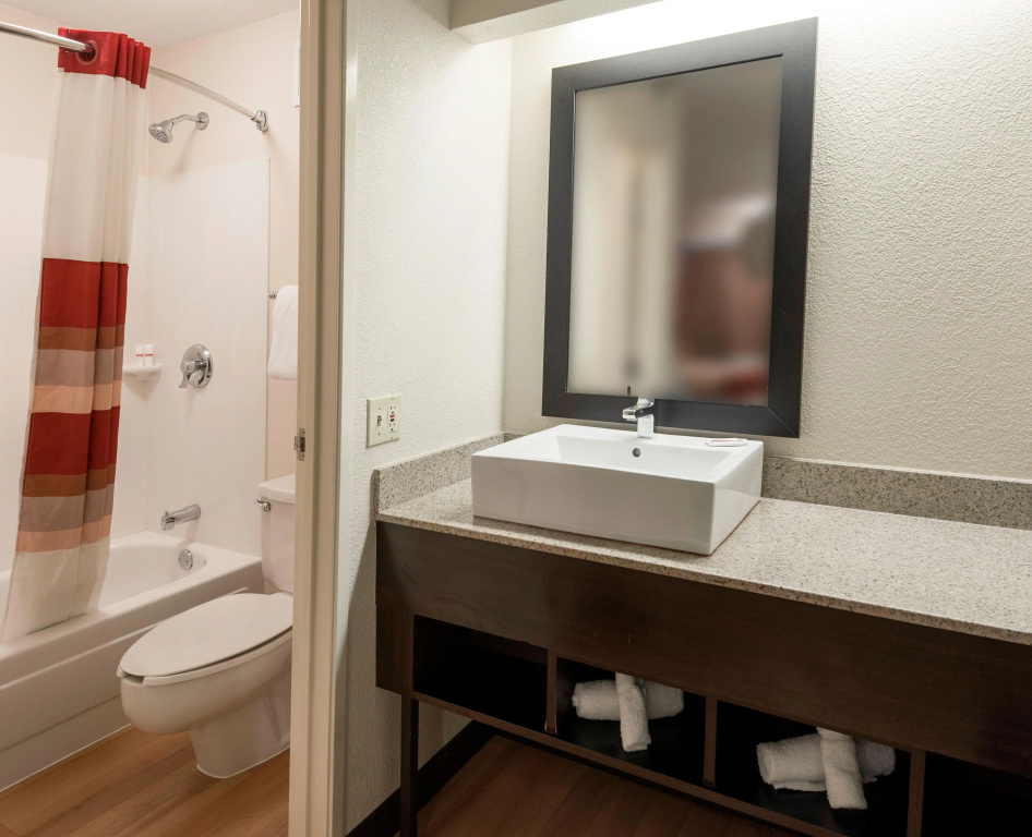 Red Roof Inn PLUS+ Chicago - Naperville - фото 17