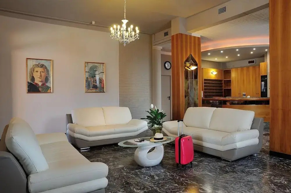 Hotel Piero Della Francesca - Général