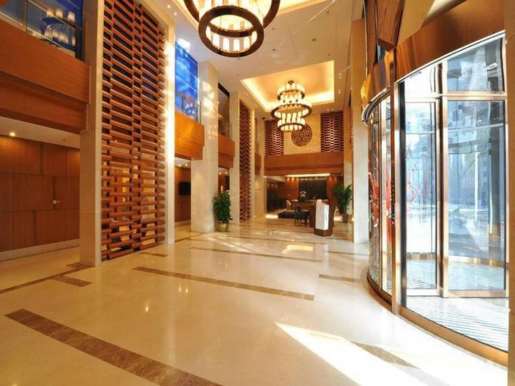 Lobby & Reception