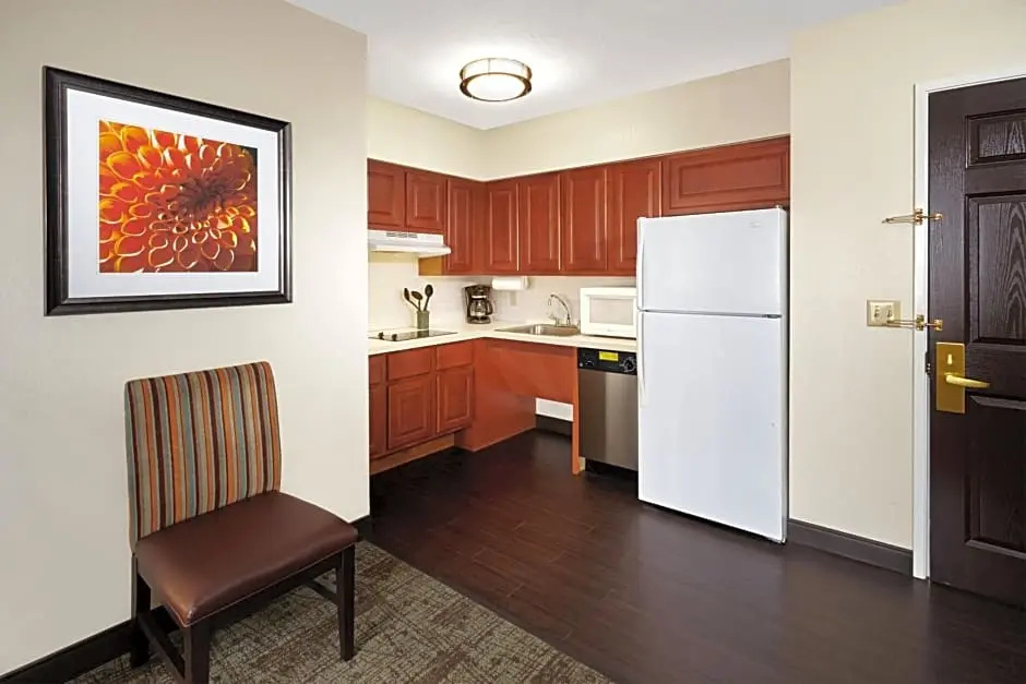 Staybridge Suites South Springfield by IHG - Chambres