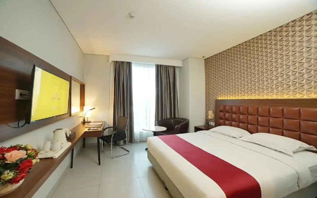 Deluxe Double room (full double bed)
