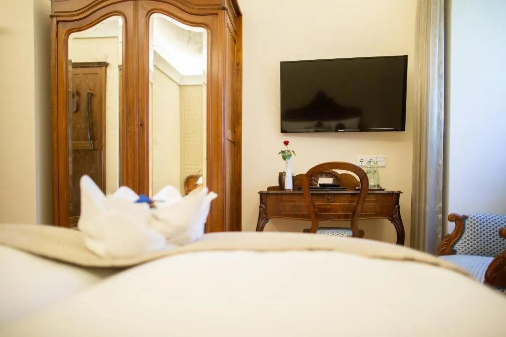 Photo 1 of the hotel