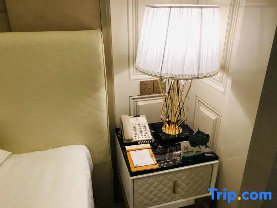 Superior Double room (full double bed)