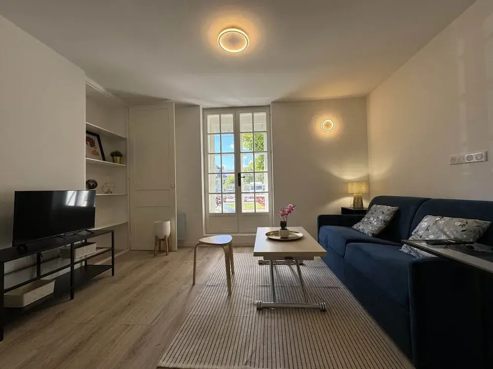 Apartment in Le Mans With Private Terrace