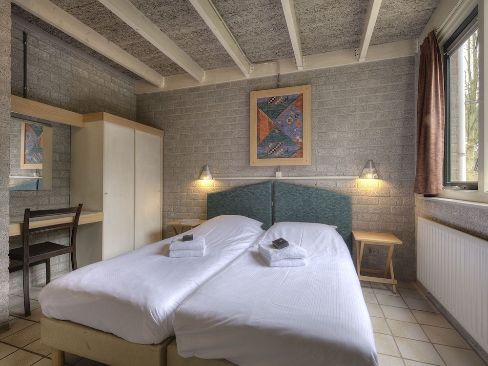 Well Furnished Bungalow With Microwave Near a Nature Reserve