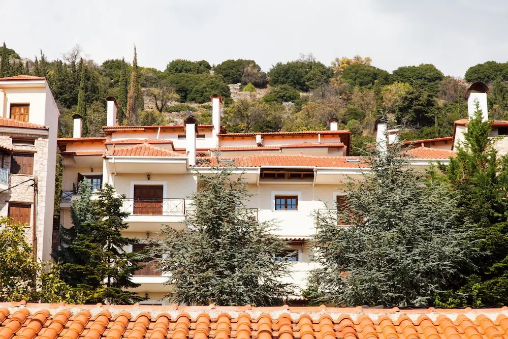 Hilltop Restful Maisonette in Arachova