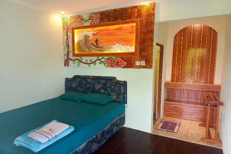 Standard Double room with balcony (full double bed)