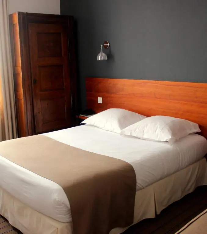 Hotel De France - Restaurant L'insolite - Chambres