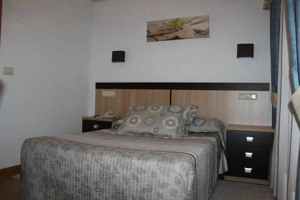 Standard Double room with balcony and with sea view (full double bed)