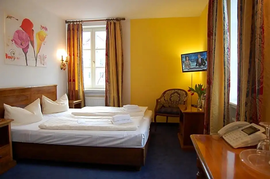 Hotel Königin Olga - Chambres