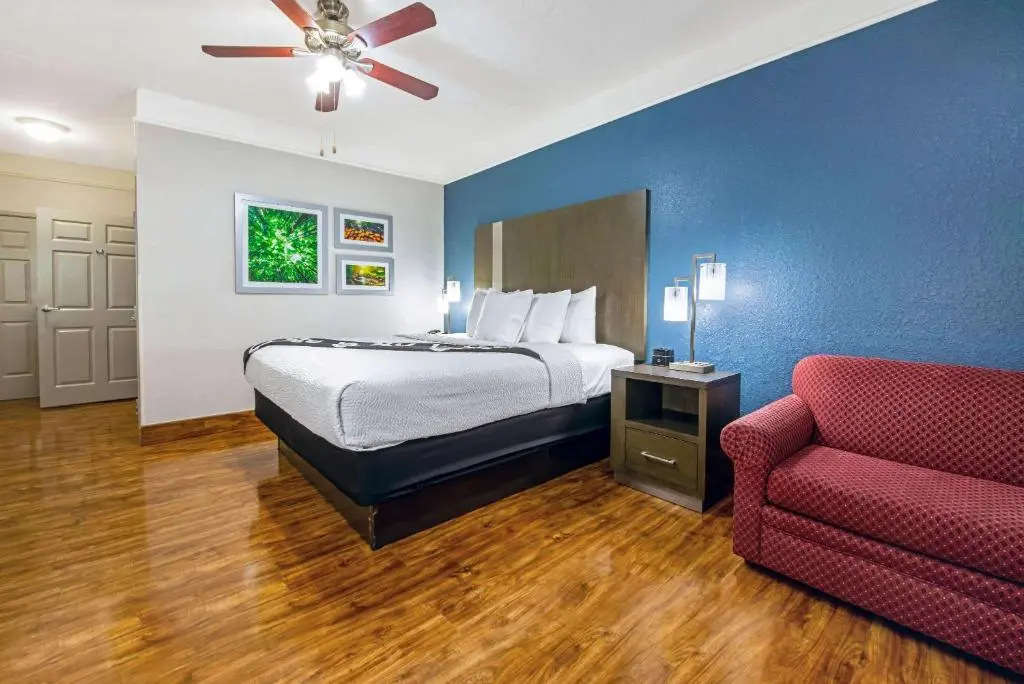 La Quinta Inn & Suites by Wyndham Kingwood Houston IAH Airpt - Chambres