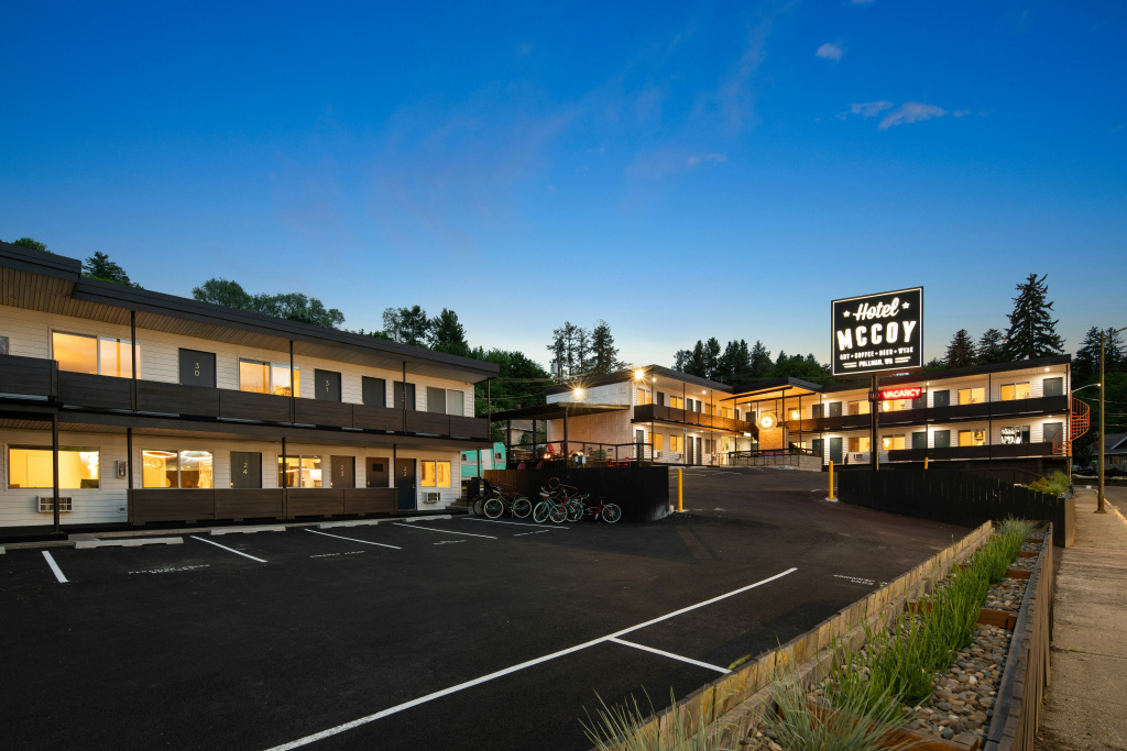 Hotel McCoy Pullman - Art, Coffee, Beer, Wine