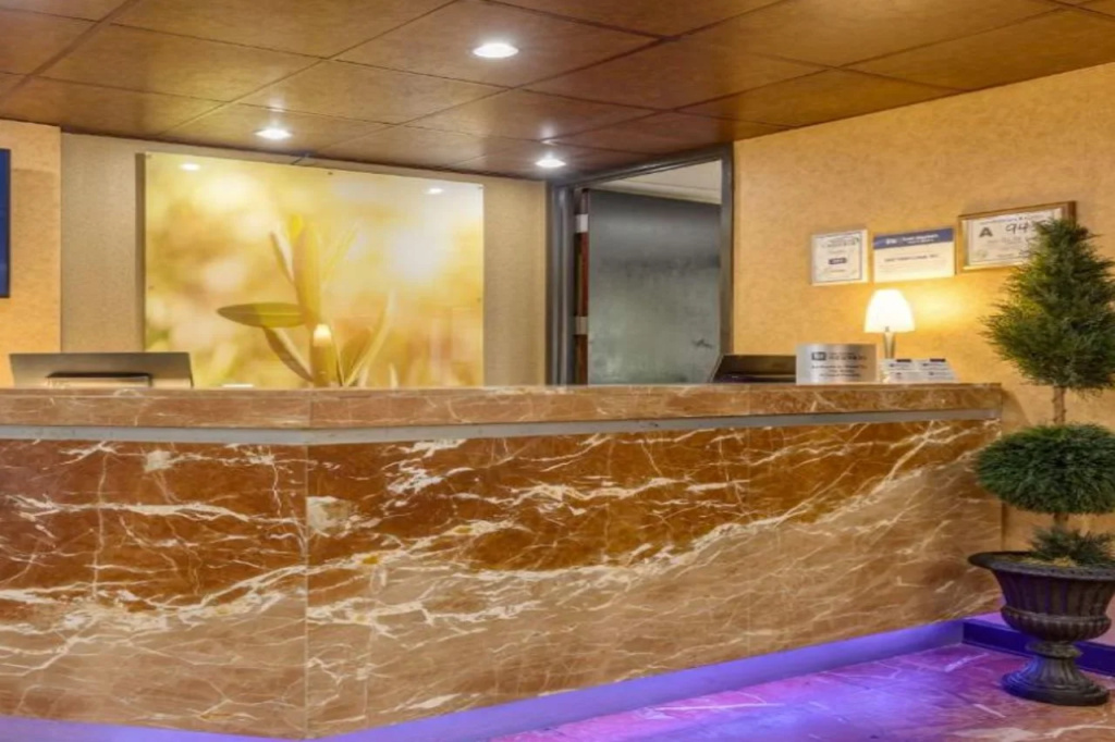 SureStay by Best Western Charlotte Matthews - Général