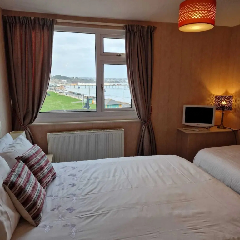 Standard Family room with sea view