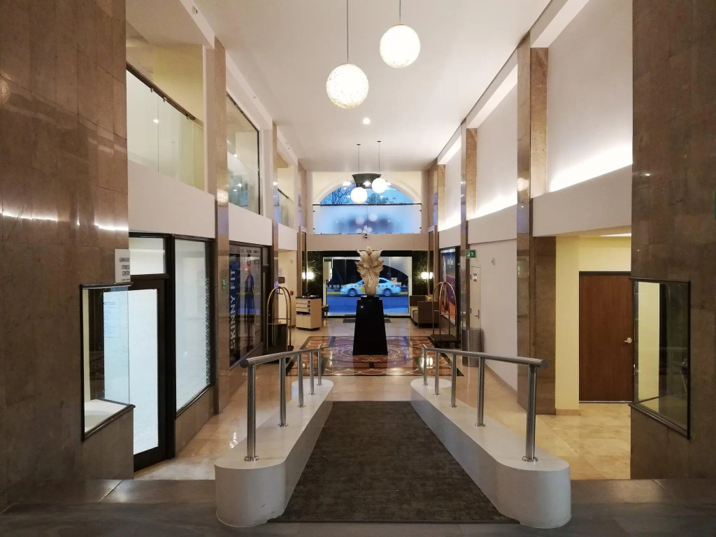 Holiday Inn Hotel & Suites Guadalajara-Centro Historico by IHG - Général