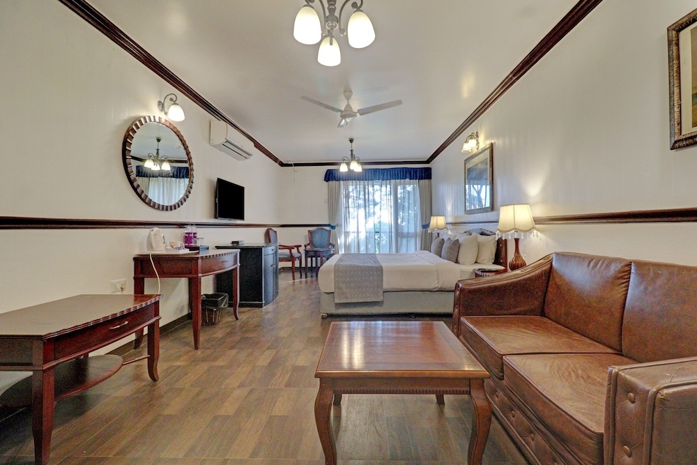 Citrus Chambers Mahableshwar — 2