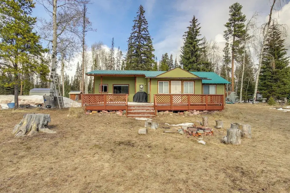 Hike, Bike & Boat: Cabin w/ Dock on Seeley Lake!