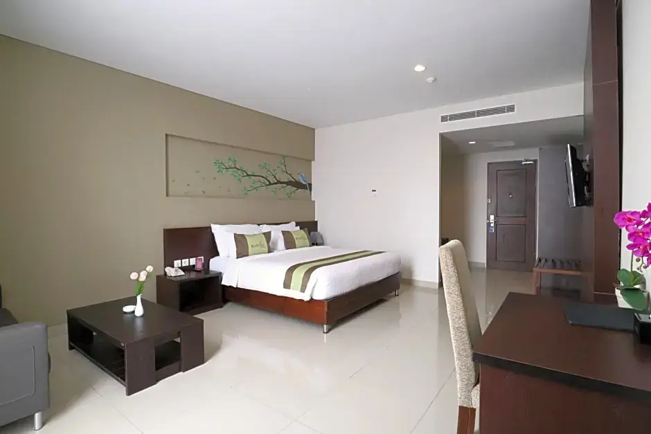 Double Suite (full double bed)